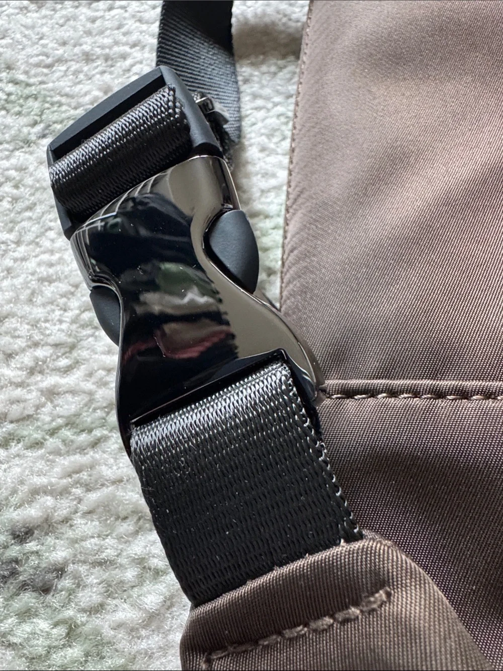 NWOT - Alo Yoga Belt Bag in Espresso O/S - Picture 5 of 5
